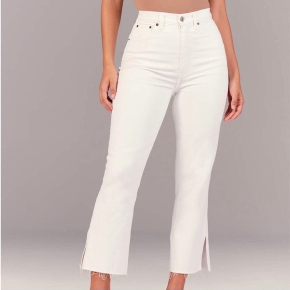 Abercrombie and Fitch Women's White Jeans
